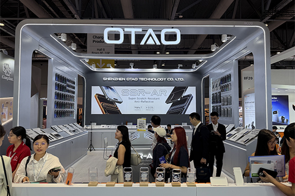 We showcased our full range of new products at major international trade fairs1